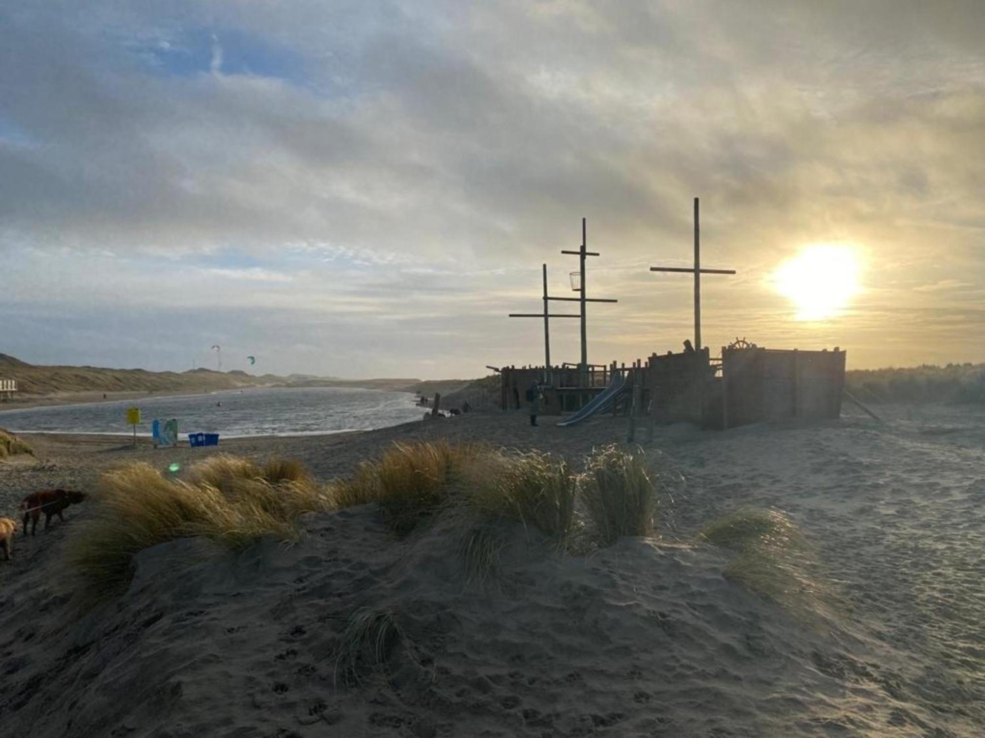 N 9Strandnahes, Hunde-Familienfreundliches Ferienhaus Callantsoog Exteriör bild